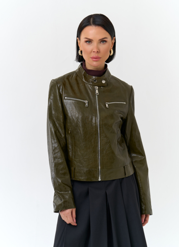 Женская куртка из натуральной кожи зеленого цвета