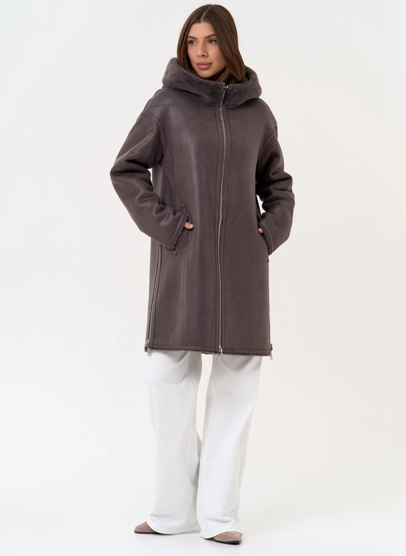 Женская двухсторонняя дубленка из эко замши с капюшоном