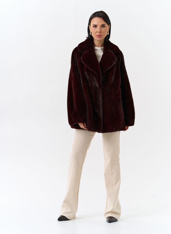 Женская шуба из скандинавской норки с английским воротником