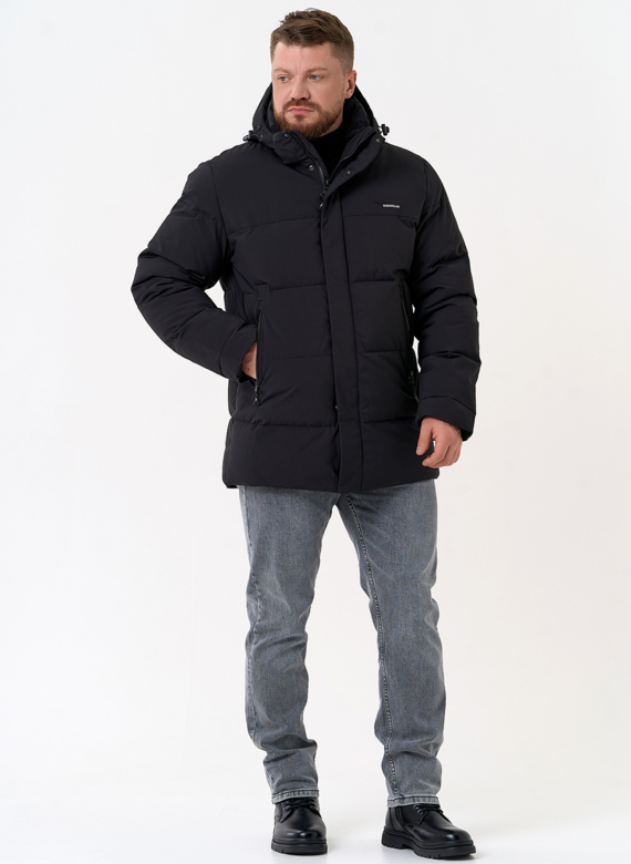 Мужской пуховик черного цвета с капюшоном