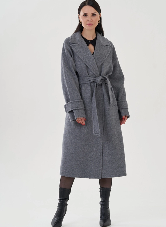 Пальто с английским воротником 