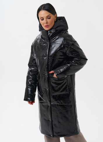 Женский пуховик из эко кожи с капюшоном