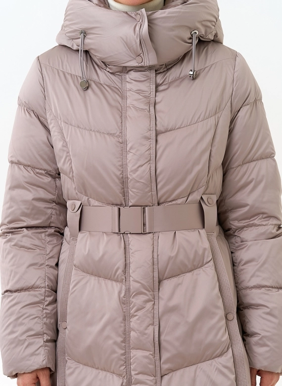 Женский пуховик с капюшоном фото