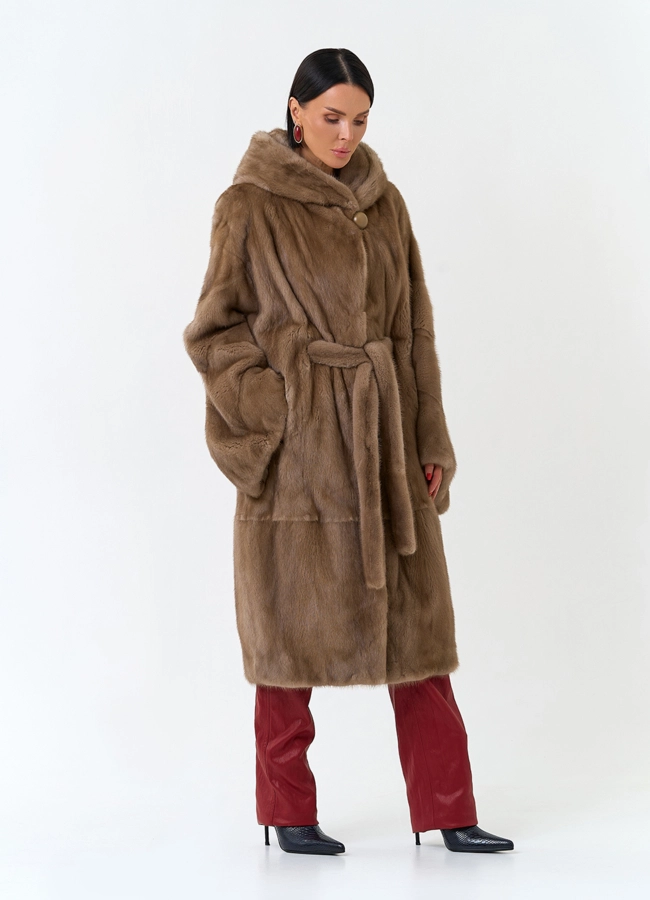 Женская шуба из меха норки с капюшоном модель № 33699 универмаг малина фото