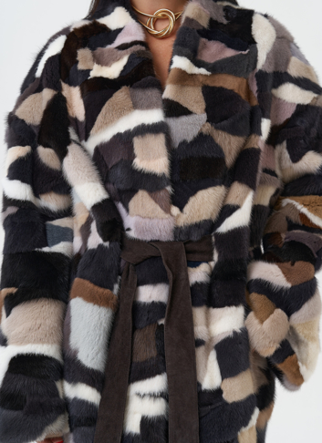 Шуба из меха норки с поясом