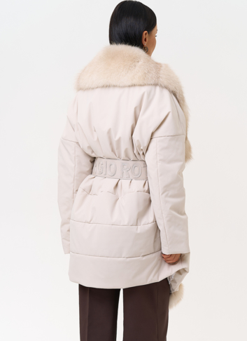 Женское зимнее полупальто с кожаным поясом