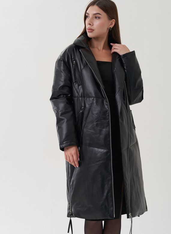 Пуховик женский из эко кожи с английским воротником