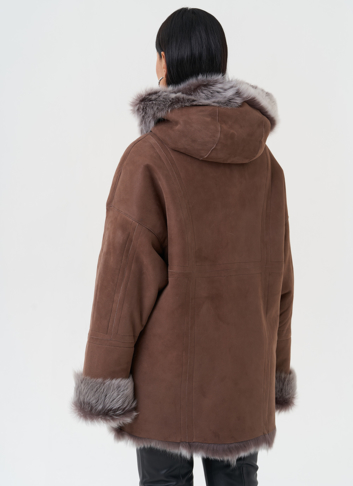 Натуральная дубленка с капюшоном