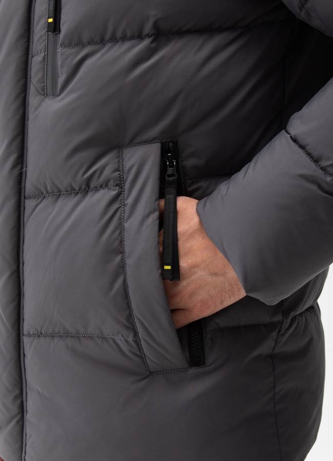 Мужской пуховик с капюшоном  модель № 28002 универмаг малина